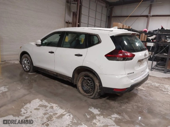 2018 Nissan Rogue SV with VIN 5N1AT2MT7JC717664, listed as a IAAI auction lot 41624800 with 217,363 mi miles. Bid and sale history available at carsss.com. Image 3.