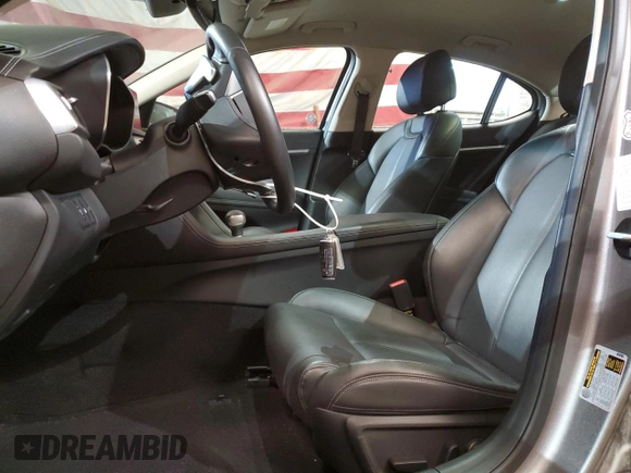 2023 Genesis G70 2.0T with VIN KMTG34TA5PU131513, listed as a Copart auction lot 87874815 with 28,793 mi miles and Clean Title. Bid and sale history available at DreamBid. Image 7.