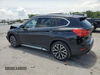 2021 BMW X1 sDrive28i z VIN WBXJG7C05M5U10504, wystawiony jako Copart lot #58708935 z przebiegiem 25 180 mil mil oraz Nie do naprawy • Non repairable. Historia ofert i sprzedaży dostępna na DreamBid. Obrazek 2.