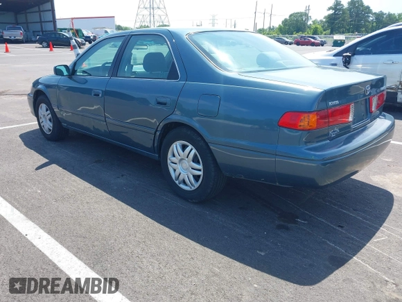 2001 Toyota Camry CE with VIN 4T1BG22K71U813310, listed as a IAAI auction lot 42559061 with 106,838 mi miles and . Bid and sale history available at DreamBid. Image 3.