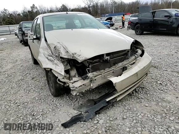 2007 Ford Focus S with VIN 1FAFP34N07W242359, listed as a Copart auction lot 61677025 with 164,445 mi miles and Salvage title. Bid and sale history available at DreamBid. Image 10.