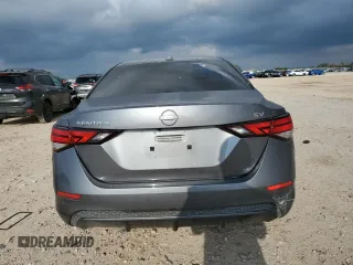 2024 Nissan Sentra SV z VIN 3N1AB8CV0RY323832, wystawiony jako Copart lot #55803155 z przebiegiem 7 346 mil mil oraz Szkoda całkowita • Salvage title. Historia ofert i sprzedaży dostępna na DreamBid. Obrazek 6.
