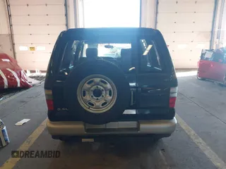 2001 Isuzu Trooper S with VIN JACDJ58X917J09299, listed as a IAAI auction lot 41296724 with 131,829 mi miles and . Bid and sale history available at DreamBid. Image 16.