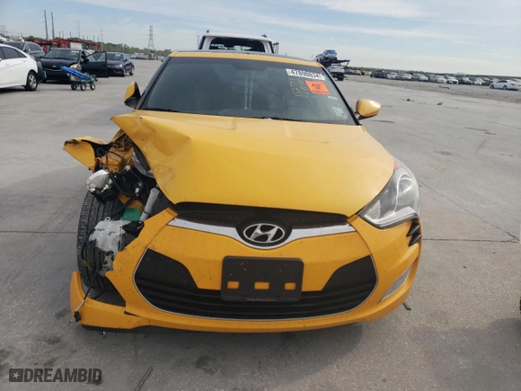 2017 Hyundai Veloster with VIN KMHTC6AD2HU316265, listed as a Copart auction lot 85071684 with 88,225 mi miles and Salvage Title. Bid and sale history available at carsss.com. Image 5.