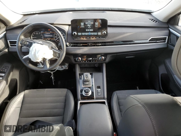 2023 Mitsubishi Outlander SE с VIN JA4J3UA80PZ008865, выставлен на аукционе Copart как лот 59858435 с пробегом 42 154 миль миль и Списание • Salvage title. История ставок и продаж доступна на DreamBid. Изображение 8.