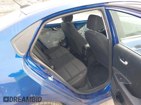 2018 Kia Rio LX with VIN 3KPA24AB1JE094811, listed as a IAAI auction lot 41825631 with 80,539 mi miles. Bid and sale history available at carsss.com. Image 8.