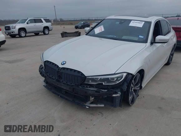 2021 BMW 3 Series 330i z VIN 3MW5R1J08M8B58921, wystawiony jako IAAI lot #41495865 z przebiegiem 82 971 mil mil oraz . Historia ofert i sprzedaży dostępna na DreamBid. Obrazek 6.