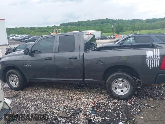 2022 Ram 1500 Tradesman z VIN 1C6RR6FG9NS222835, wystawiony jako IAAI lot #42156693 z przebiegiem 71 564 mil mil oraz . Historia ofert i sprzedaży dostępna na DreamBid. Obrazek 14.