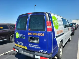 2012 Chevrolet Express Cargo z VIN 1GCSGAFX9C1137368, wystawiony jako IAAI lot #42619588 z przebiegiem 226 230 mil mil oraz . Historia ofert i sprzedaży dostępna na DreamBid. Obrazek 20.