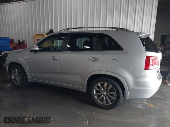 2013 Kia Sorento SX with VIN 5XYKWDA23DG375072, listed as a IAAI auction lot 41259538 with 147,871 mi miles. Bid and sale history available at carsss.com. Image 15.