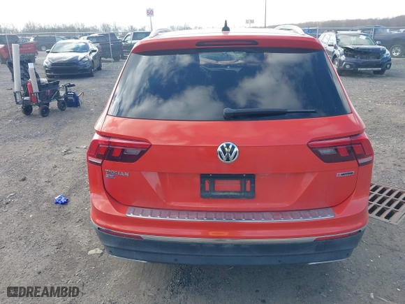 2019 Volkswagen Tiguan SEL Premium with VIN 3VV4B7AX9KM068380, listed as a IAAI auction lot 41640535 with 54,131 mi miles. Bid and sale history available at carsss.com. Image 16.