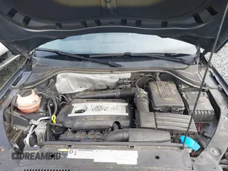 2016 Volkswagen Tiguan SE with VIN WVGBV7AX5GW511804, listed as a IAAI auction lot 41817295 with 75,831 mi miles and . Bid and sale history available at DreamBid. Image 10.