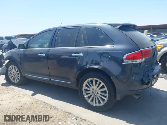2014 Lincoln MKX with VIN 2LMDJ6JK8EBL13191, listed as a IAAI auction lot 42023811 with 212,793 mi miles. Bid and sale history available at carsss.com. Image 15.