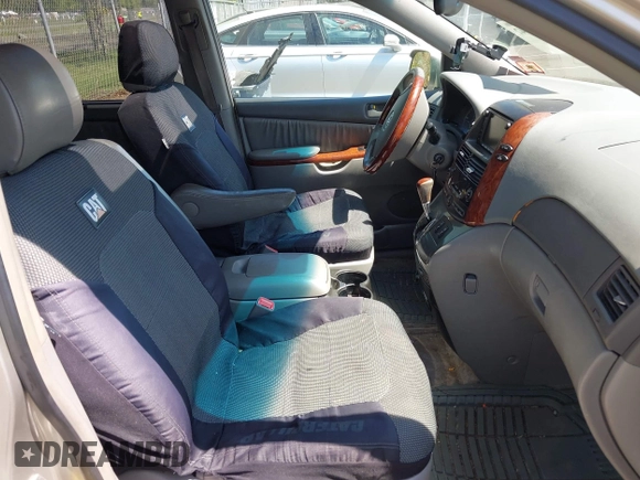 2005 Toyota Sienna XLE with VIN 5TDZA22C45S276838, listed as a IAAI auction lot 42149942 with 242,598 mi miles and . Bid and sale history available at carsss.com. Image 5.