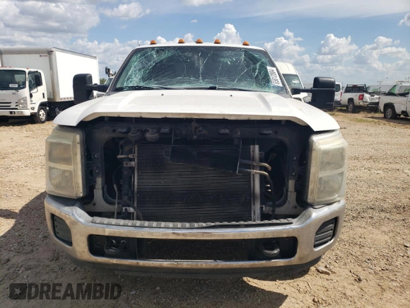 2012 Ford F-350 z VIN 1FD8X3G66CEC34527, wystawiony jako Copart lot #65812884 z przebiegiem 279 271 mil mil oraz Szkoda całkowita • Salvage title. Historia ofert i sprzedaży dostępna na DreamBid. Obrazek 5.