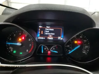 2019 Ford Escape Titanium с VIN 1FMCU0J94KUA44606, выставлен на аукционе Copart как лот 51790035 с пробегом 70 190 миль миль и На запчасти • Non repairable. История ставок и продаж доступна на DreamBid. Изображение 9.