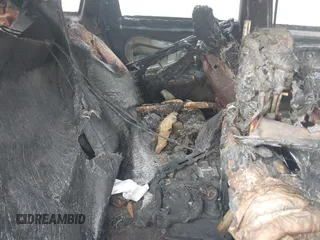 2014 Kia Sorento LX z VIN 5XYKT4A6XEG496274, wystawiony jako IAAI lot #42077337 z przebiegiem Nie podano mil oraz . Historia ofert i sprzedaży dostępna na DreamBid. Obrazek 8.