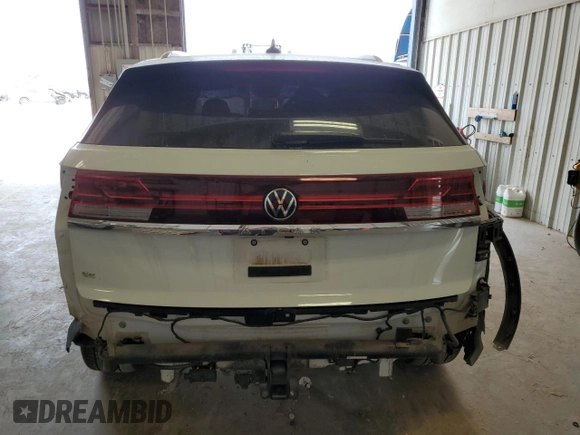 2024 Volkswagen Atlas SE z VIN 1V2JE2CA6RC225765, wystawiony jako Copart lot #51457225 z przebiegiem 16 604 mil mil oraz Szkoda całkowita • Salvage title. Historia ofert i sprzedaży dostępna na DreamBid. Obrazek 6.