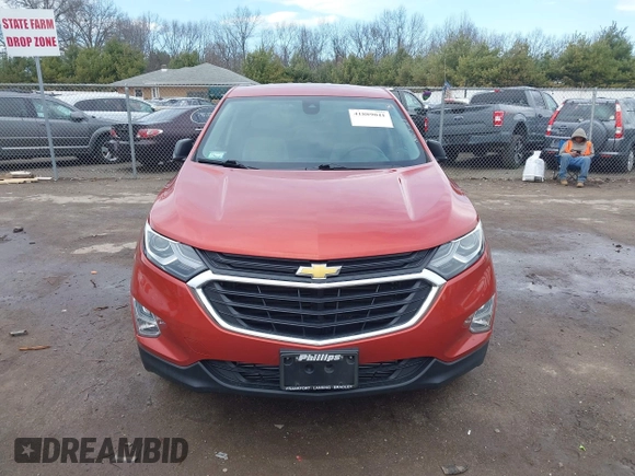 2020 Chevrolet Equinox LS z VIN 2GNAXSEV3L6216007, wystawiony jako IAAI lot #41889041 z przebiegiem 96 406 mil mil oraz . Historia ofert i sprzedaży dostępna na DreamBid. Obrazek 12.