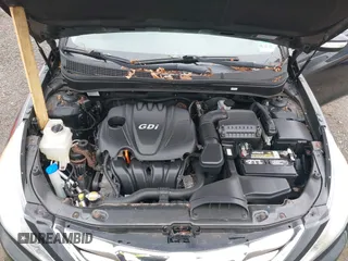 2011 Hyundai Sonata SE with VIN 5NPEC4AC7BH132191, listed as a IAAI auction lot 42027287 with 152,418 mi miles. Bid and sale history available at carsss.com. Image 10.