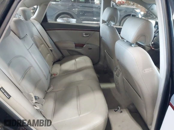 2006 Hyundai Azera SE with VIN KMHFC46F96A039365, listed as a IAAI auction lot 42812434 with 137,901 mi miles and . Bid and sale history available at DreamBid. Image 8.