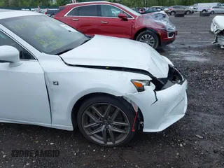 2016 Lexus IS 300/350 z VIN JTHCM1D20G5010428, wystawiony jako IAAI lot #42253079 z przebiegiem 104 880 mil mil oraz . Historia ofert i sprzedaży dostępna na DreamBid. Obrazek 19.