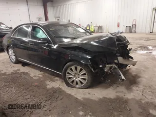 2015 Mercedes-Benz S 550 with VIN WDDUG8FB9FA070884, listed as a IAAI auction lot 41699431 with 154,273 mi miles and . Bid and sale history available at carsss.com. Image 1.