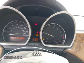 2008 BMW Z4 3.0i z VIN 4USBU33548LW76221, wystawiony jako IAAI lot #41979057 z przebiegiem 102 879 mil mil oraz . Historia ofert i sprzedaży dostępna na DreamBid. Obrazek 7.
