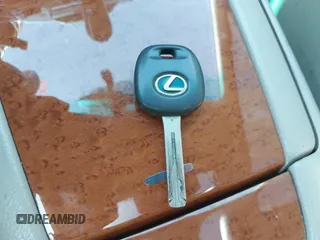 2004 Lexus RX 330 z VIN JTJHA31U640018346, wystawiony jako IAAI lot #42243724 z przebiegiem 227 556 mil mil oraz . Historia ofert i sprzedaży dostępna na DreamBid. Obrazek 11.