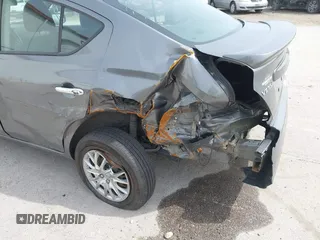 2016 Nissan Versa S with VIN 3N1CN7AP8GL868394, listed as a IAAI auction lot 41939518 with 140,186 mi miles and . Bid and sale history available at DreamBid. Image 6.