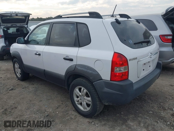 2006 Hyundai Tucson GLS with VIN KM8JN12D66U320996, listed as a IAAI auction lot 41684092 with 227,145 mi miles. Bid and sale history available at carsss.com. Image 3.