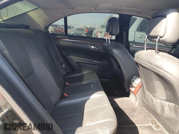 2008 Mercedes-Benz S 550 with VIN WDDNG71X88A197257, listed as a Copart auction lot 49098495 with 182,514 mi miles and Salvage Title. Bid and sale history available at DreamBid. Image 10.