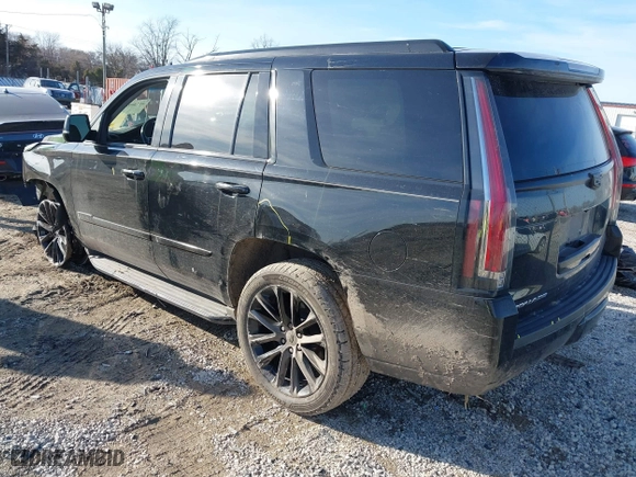 2018 Cadillac Escalade Luxury with VIN 1GYS4BKJ1JR296393, listed as a IAAI auction lot 41740934 with 83,432 mi miles. Bid and sale history available at carsss.com. Image 3.