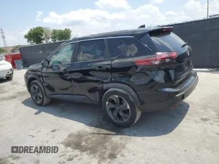 2024 Nissan Rogue SV z VIN 5N1BT3BA5RC704824, wystawiony jako Copart lot #55947075 z przebiegiem 29 209 mil mil oraz Szkoda całkowita • Salvage title. Historia ofert i sprzedaży dostępna na DreamBid. Obrazek 2.