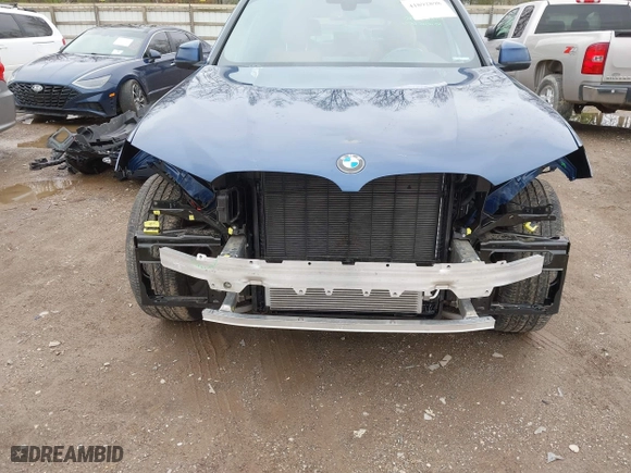 2024 BMW X3 xDrive30i with VIN 5UX53DP01R9V50339, listed as a IAAI auction lot 41892898 with 25,146 mi miles. Bid and sale history available at carsss.com. Image 13.