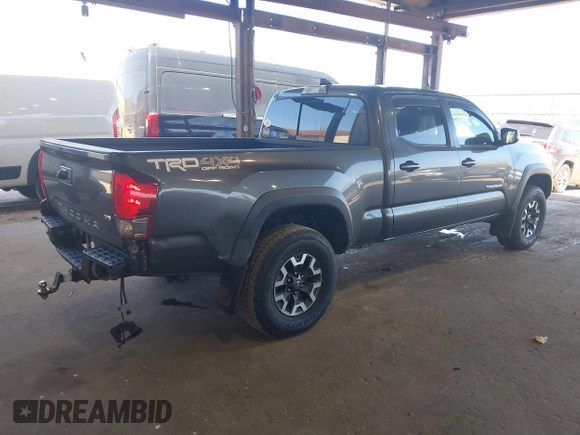 2017 Toyota Tacoma SR5 with VIN 3TMDZ5BN9HM022388, listed as a IAAI auction lot 42066091 with 73,346 mi miles. Bid and sale history available at carsss.com. Image 4.