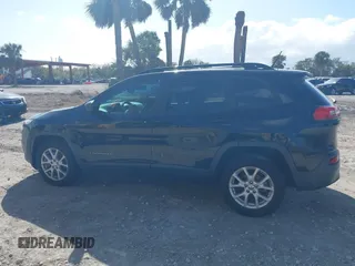 2017 Jeep Cherokee Altitude с VIN 1C4PJLAB5HW559579, выставлен на аукционе IAAI как лот 41767837 с пробегом 182 873 миль миль и . История ставок и продаж доступна на DreamBid. Изображение 15.