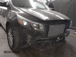2017 Kia Sedona LX with VIN KNDMB5C17H6248168, listed as a IAAI auction lot 41881875 with 213,977 mi miles. Bid and sale history available at carsss.com. Image 6.
