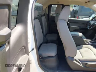 2019 Chevrolet Colorado 2WD Work Truck с VIN 1GCHSBEA7K1303834, выставлен на аукционе IAAI как лот 42710742 с пробегом 178 959 миль миль и . История ставок и продаж доступна на DreamBid. Изображение 8.