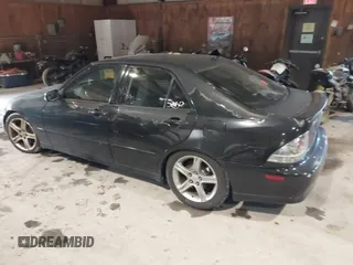 2005 Lexus IS Sport with VIN JTHBD192950100823, listed as a IAAI auction lot 41407281 with 200,378 mi miles and . Bid and sale history available at carsss.com. Image 3.