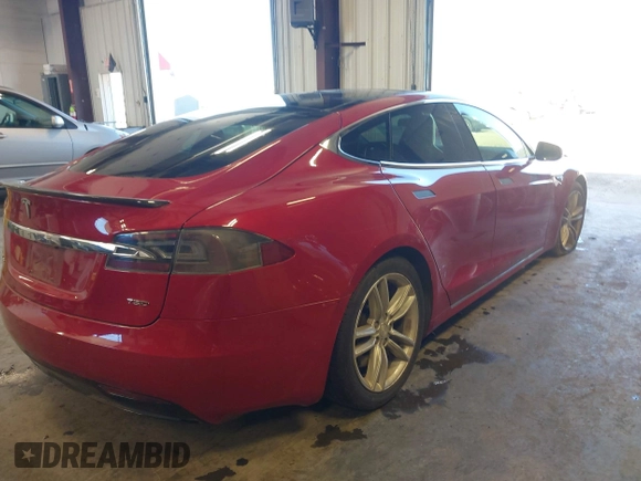 2016 Tesla Model S 90D with VIN 5YJSA1E24GF141543, listed as a IAAI auction lot 42045333 with Not Provided miles and . Bid and sale history available at DreamBid. Image 4.