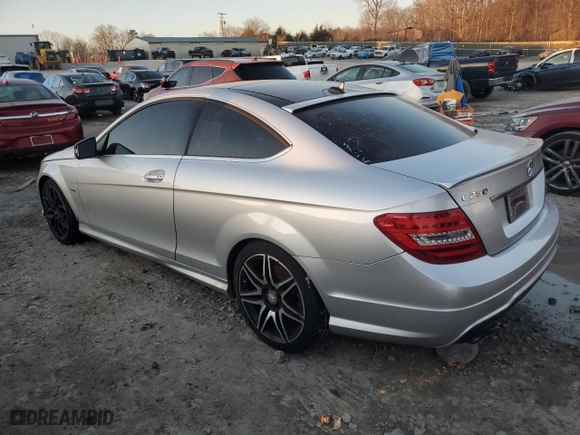 2015 Mercedes-Benz C-Class C 250 with VIN WDDGJ4HBXFG373156, listed as a Copart auction lot 43754385 with 130,610 mi miles and Clean Title. Bid and sale history available at carsss.com. Image 2.
