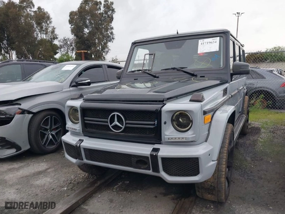 2010 Mercedes-Benz G-Class G 550 with VIN WDCYC3HF7AX183193, listed as a IAAI auction lot 41719654 with NaN miles. Bid and sale history available at carsss.com. Image 12.