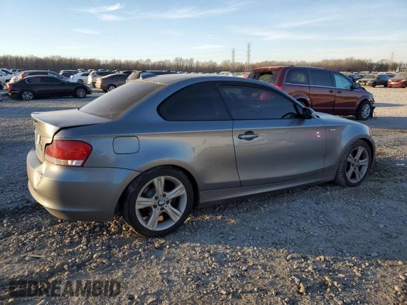 2009 BMW 1 Series 128i with VIN WBAUP73589VK74895, listed as a Copart auction lot 88375515 with 173,027 mi miles and Salvage Title. Bid and sale history available at carsss.com. Image 3.