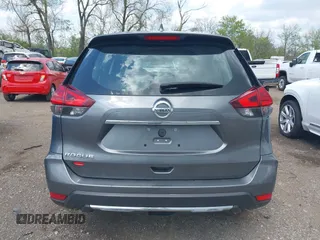 2017 Nissan Rogue SL z VIN 5N1AT2MT2HC869894, wystawiony jako IAAI lot #42109512 z przebiegiem 110 174 mil mil oraz . Historia ofert i sprzedaży dostępna na DreamBid. Obrazek 16.