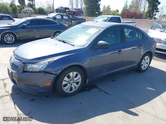 2013 Chevrolet Cruze LS with VIN 1G1PA5SG8D7298080, listed as a IAAI auction lot 42004205 with 127,834 mi miles. Bid and sale history available at carsss.com. Image 2.