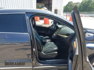 2015 Lincoln MKC z VIN 5LMCJ1A95FUJ18259, wystawiony jako IAAI lot #42294839 z przebiegiem 188 224 mil mil oraz . Historia ofert i sprzedaży dostępna na DreamBid. Obrazek 5.