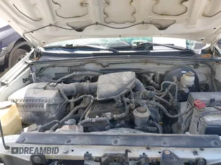 2015 Toyota Tacoma with VIN 5TFTX4CNXFX056132, listed as a IAAI auction lot 42035730 with 184,867 mi miles and . Bid and sale history available at DreamBid. Image 10.