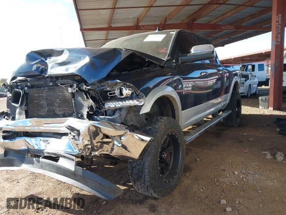 2014 Ram 2500 Laramie with VIN 3C6UR5FL6EG152493, listed as a IAAI auction lot 41342914 with 122,212 mi miles. Bid and sale history available at carsss.com. Image 17.