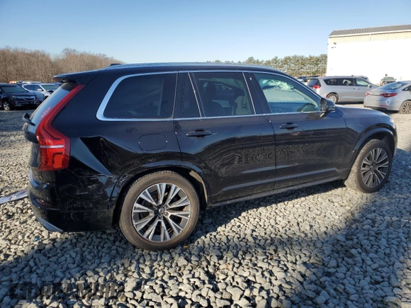 2020 Volvo XC90 Momentum with VIN YV4102PK4L1591775, listed as a Copart auction lot 84512774 with 43,809 mi miles and Salvage Title. Bid and sale history available at carsss.com. Image 3.